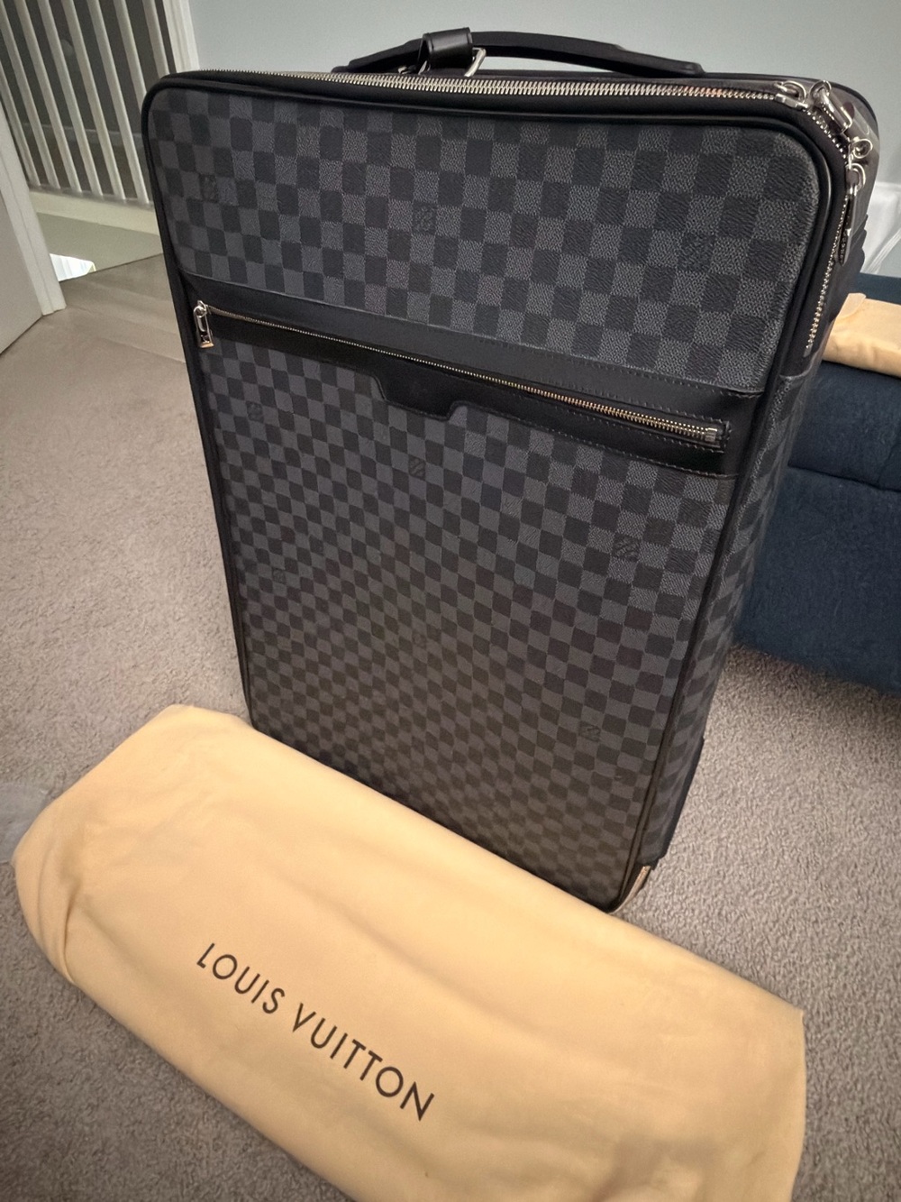 100% AUTHENTIC Louis Vuitton Damier Graphite Pégase 65